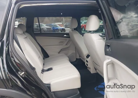 2022 Volkswagen Tiguan 2.0T Se R-Line Black из США, поврежденный, VIN 3VV8B7AX4NM044543